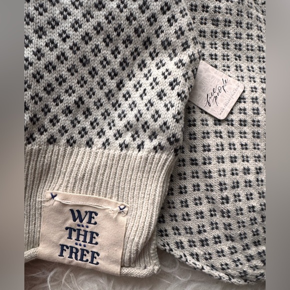 Free People “As if” Pullover Sweater in ivory combo by We the Free NEW Sz L - Picture 5 of 13